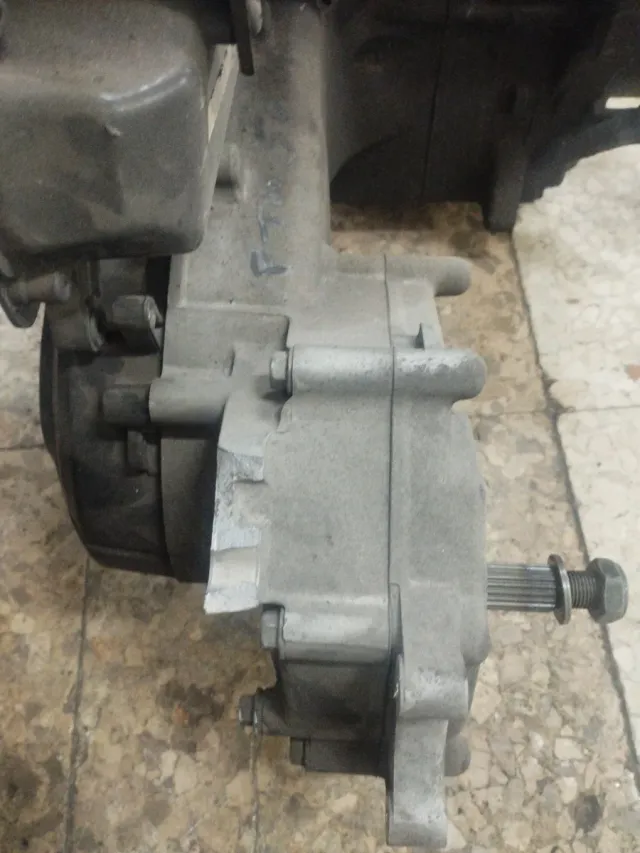 Motor Peugeot Tweet 50