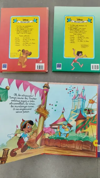 Contes clàssics Disney amb pestanyes de moviment.