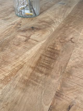 Mesa Comedor Madera Mango y Metal. Nueva exposcion