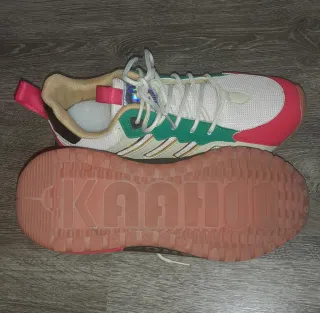 Zapatillas KAAHOO Beige/Negro/Verde/Rojo
