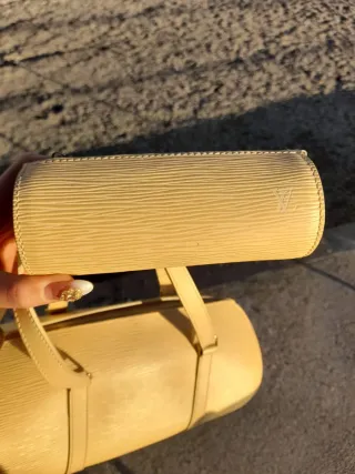 Borsa Louis Vuitton Soufflot Gialla in Epi.