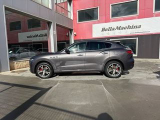 Maserati Levante V6 275 HP D AWD GranLusso
