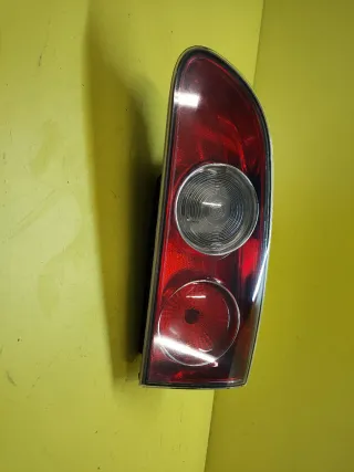 PILOTO TRASERO DERECHO PORTON SEAT IBIZA 6L