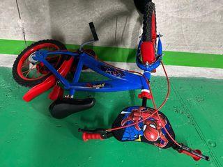 Bicicleta Spiderman Infantil Azul y Roja