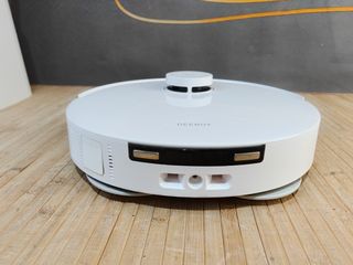 ECOVACS T30 PRO OMNI Robot Aspirador y Fregasuelos