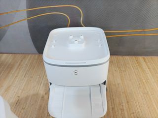 ECOVACS T30 PRO OMNI Robot Aspirador y Fregasuelos