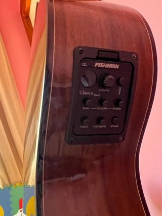 Guitarra Admira A6ECF Amplificada