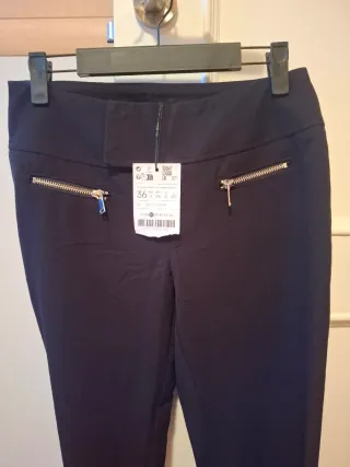 2 pantalones de vestir Bershka negros