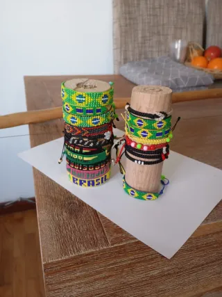 Pulseras artesanales estilo brasileño
