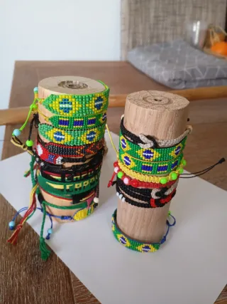 Pulseras artesanales estilo brasileño