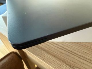 MacBook Air 13” 2024 Gris Espacial - Precio negneg