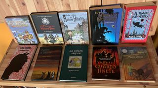 LECTURA JUVENIL. Lote a 5, 4 y 3 €/libro por lote