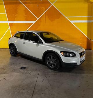Volvo C30 2.0D Momentum