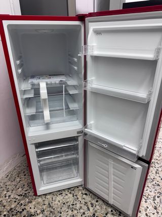 Nevera Hanseatic 143cm con garantía y transporte