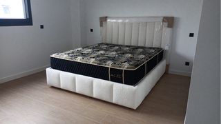 Cabecero de tela beige/blanco