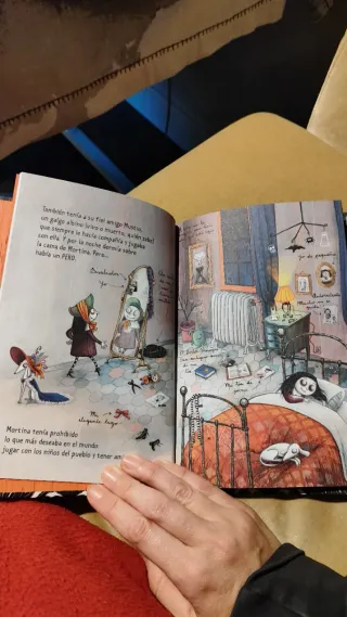 Mortina 1. Una historia para morirse de risa (S...