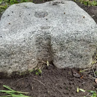 Piedra de muela de  molino antigua