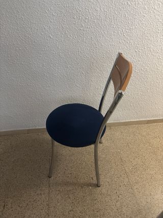 Silla de comedor moderna