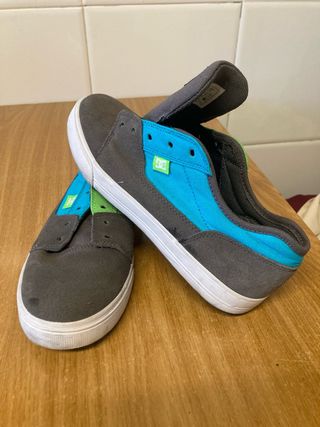 Zapatillas DC Shoes grises y verdes