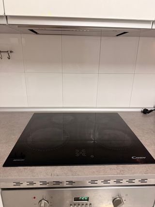 Placa de inducción Candy negra