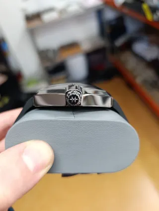 Hamilton Ventura XXL