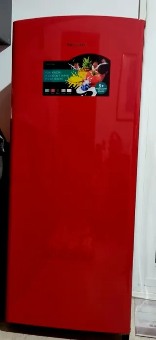 Nevera Hisense Roja