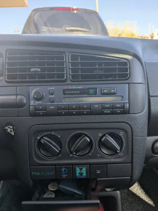 Volkswagen Golf 1995 automático