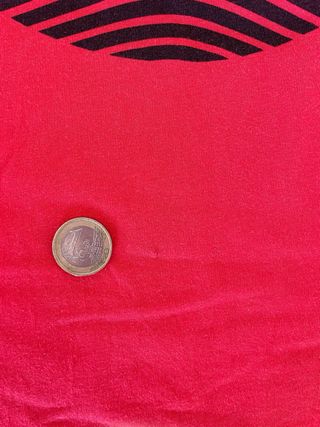 Camiseta Quiksilver Roja Talla 16 años S-M adulto