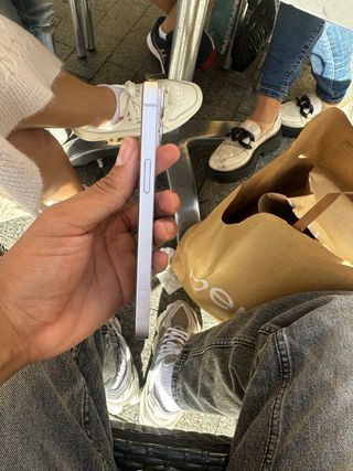 iPhone 14 - 1 año de uso