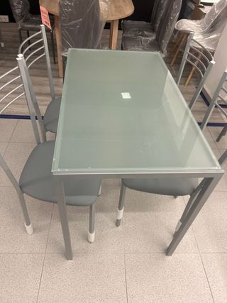 Mesa de comedor cristal y metal