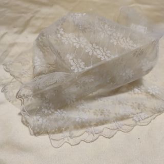 Velo pizzo bianco e beige cm.130x50