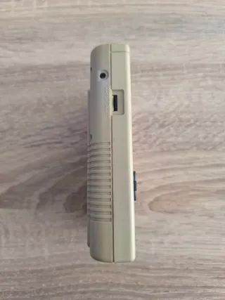 Nintendo Game Boy DMG-01