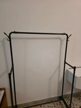 Appendiabiti espositore stand guardaroba armadio