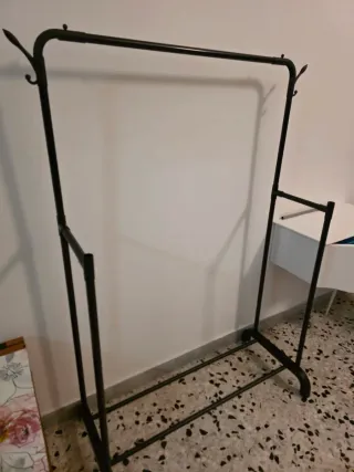 Appendiabiti espositore stand guardaroba armadio