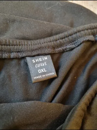 Abito lungo spalle scoperte