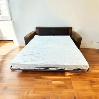 Sofá cama tela marrón/gris