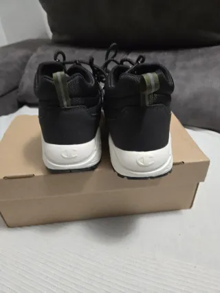 Zapatillas Champion Mid Cut Climb Negras