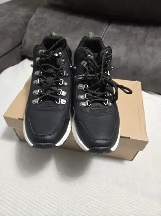 Zapatillas Champion Mid Cut Climb Negras