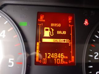 Nissan NT400 Cabstar 3.0 FRIGORIFICO CON TRAMPILLA