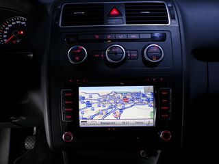 Volkswagen Touran CROSS 2.0TDI 140CV 7 PLAZAS 2013