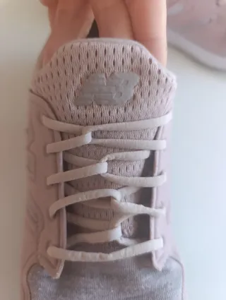 Zapatillas New Balance 420 Rosa y Plata