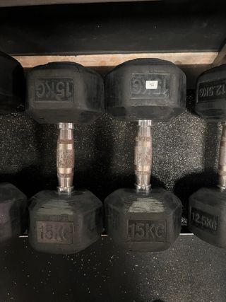 Mancuernas hexagonales de gimnasio