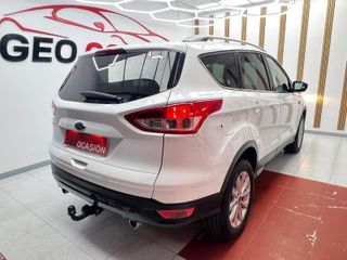 Ford Kuga 2016