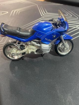 Maisto BMW R1000 Escala 1:18