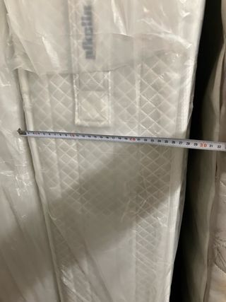 Lote 2 colchones y canapés Pikolin 105