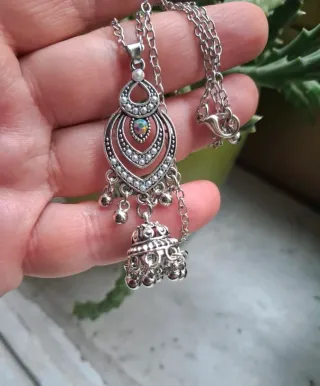 Set collana e ciondolo stile India