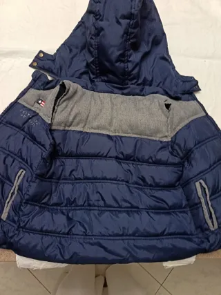 Smanicato trapuntato con cappuccio