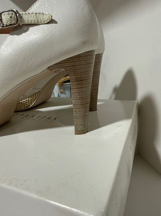 Zapatos Hispanitas T-Strap Blanco