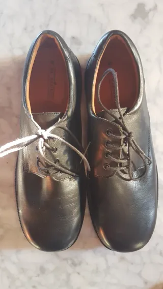 Zapatos de vestir negros para hombre nr 44