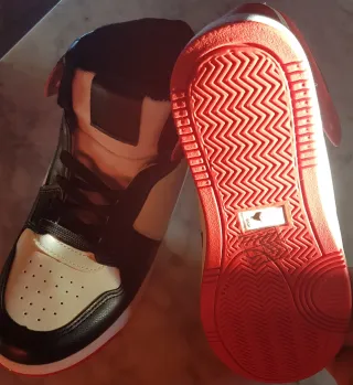 Zapatillas deportivas altas nr 37